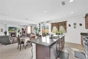 15457 Red Pepper Pl, Fontana, CA 92336 - Photo 14