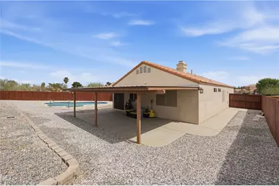 13628 Monterey Court, Victorville, CA 92392 - Photo 20