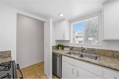 3469 Columbia, Riverside, CA 92501 - Photo 10