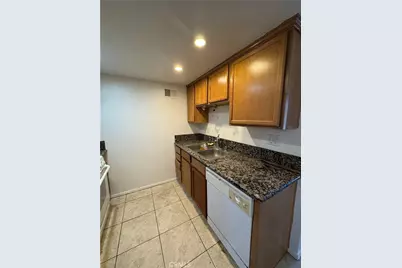 1305 Massachusetts #205, Riverside, CA 92507 - Photo 14
