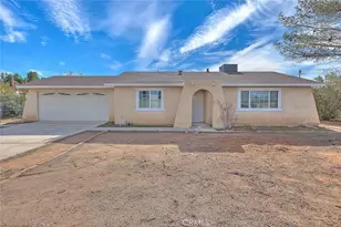 22133 Thunderbird, Apple Valley, CA 92307 - Photo 8