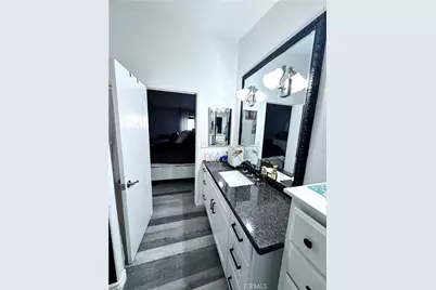 6130 Camino Real #242, Jurupa Valley, CA 92509 - Photo 44