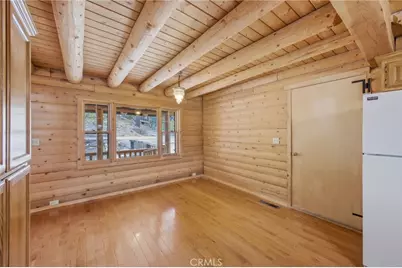 33052 Donner, Running Springs, CA 92382 - Photo 10