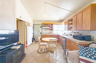 58388 Aberdeen Dr, Yucca Valley, CA 92284 - Photo 8