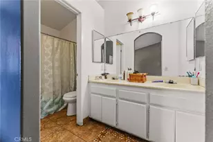14035 Clover Ct, Fontana, CA 92335 - Photo 22