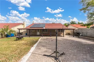 14035 Clover Ct, Fontana, CA 92335 - Photo 34