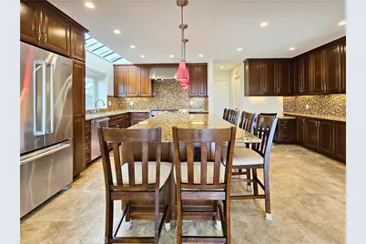 27355 Betanzos, Mission Viejo, CA 92692 - Photo 18