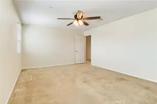 17024 Red Tail Ln, Fontana, CA 92336 - Photo 24