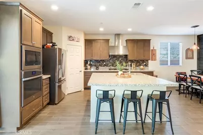 17024 Red Tail Lane, Fontana, CA 92336 - Photo 8