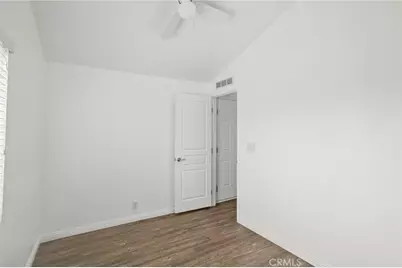 7650 Balboa Boulevard #43, Van Nuys, CA 91406 - Photo 16
