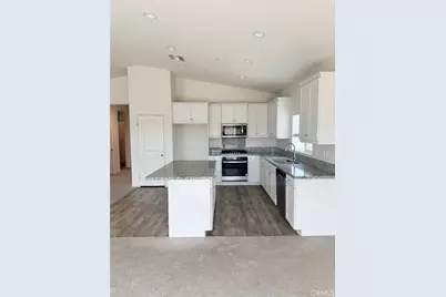 11989 Bellehaven, Victorville, CA 92392 - Photo 2