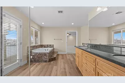 13310 Sea Gull Drive, Victorville, CA 92395 - Photo 22