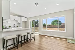 13875 Stage Coach Cir, Victorville, CA 92392 - Photo 6