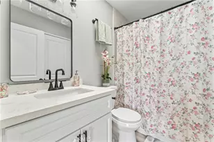 13875 Stage Coach Cir, Victorville, CA 92392 - Photo 16