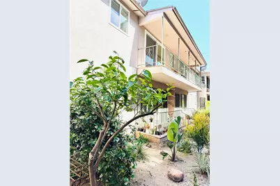 1250 E 3rd Street #8, Long Beach, CA 90802 - Photo 16