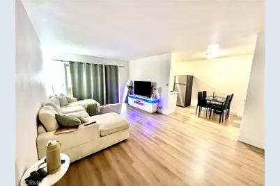 1250 E 3rd Street #8, Long Beach, CA 90802 - Photo 2
