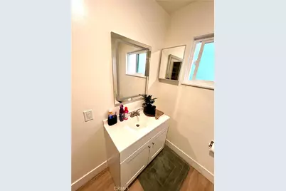 1250 E 3rd Street #8, Long Beach, CA 90802 - Photo 12