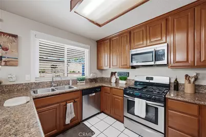 2395 W Chatka Lane, San Bernardino, CA 92410 - Photo 12