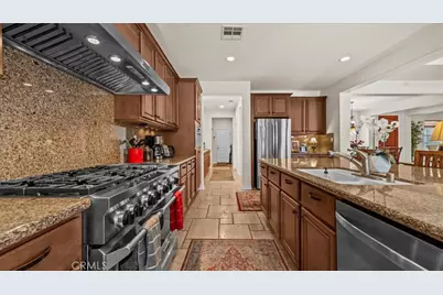 1831 N Redding Way, Upland, CA 91784 - Photo 16