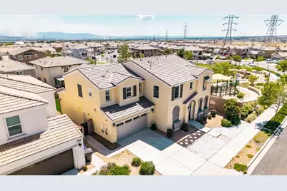 16243 Agave, Fontana, CA 92336 - Photo 4