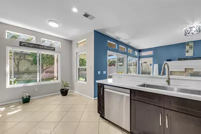 7437 Red Clover Way, Highland, CA 92346 - Photo 8