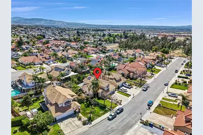 7437 Red Clover Way, Highland, CA 92346 - Photo 30