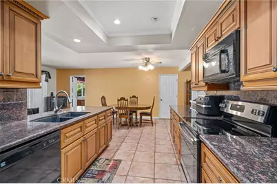 881 Dublin Court, Upland, CA 91784 - Photo 12