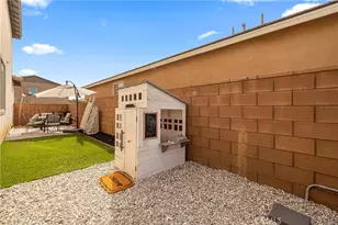 13254 Homeland St, Victorville, CA 92392 - Photo 38
