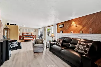 2501 Deodar St, Santa Ana, CA 92705 - Photo 18