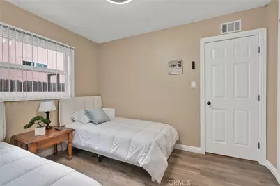 2501 Deodar St, Santa Ana, CA 92705 - Photo 24