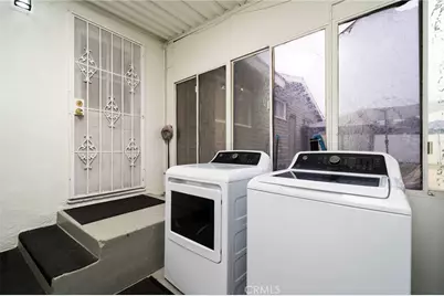 25459 33rd, San Bernardino, CA 92404 - Photo 22