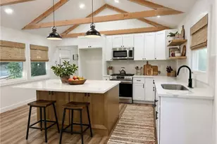 28487 Altamont Ct, Lake Arrowhead, CA 92352 - Photo 2