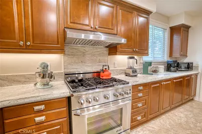 14616 Meadowbrook Lane, Jurupa, CA 92880 - Photo 30