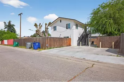 2546 Evergreen, Selma, CA 93662 - Photo 12