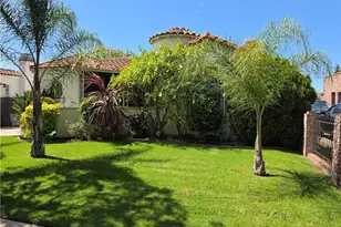 8927 S Denker Ave, Los Angeles, CA 90047 - Photo 1