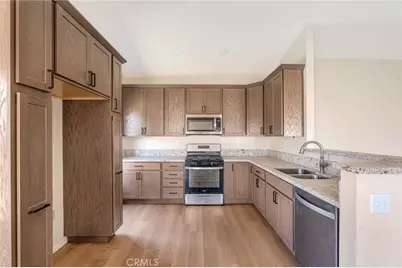 10878 Villa, Adelanto, CA 92301 - Photo 2