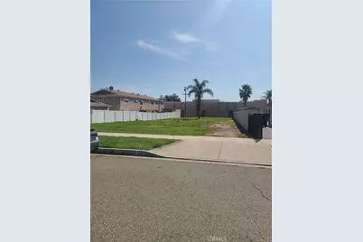 572 West, Upland, CA 91786 - Photo 1