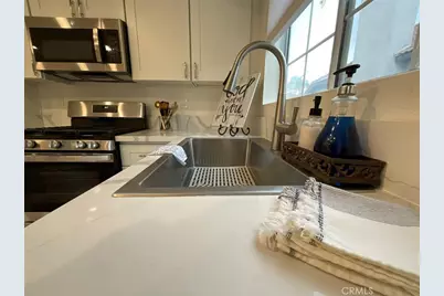 8028 Sorrento Street, Fontana, CA 92336 - Photo 8