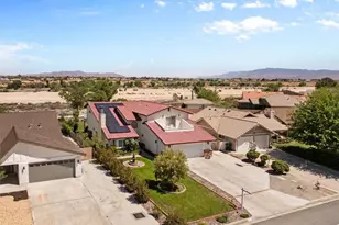 13391 Driftwood, Victorville, CA 92395 - Photo 34