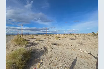 1544 Red Sea Avenue, Thermal, CA 92274 - Photo 6