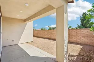 29269 Crescent Wy, Highland, CA 92346 - Photo 34