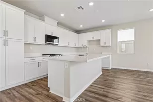 29269 Crescent Wy, Highland, CA 92346 - Photo 10