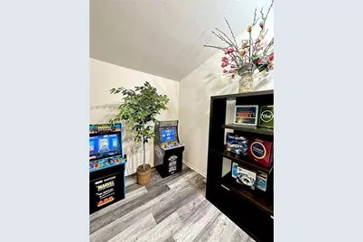 8845 Mentone, Riverside, CA 92503 - Photo 6
