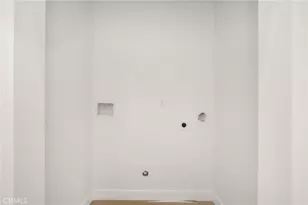 10909 S Main St, Los Angeles, CA 90061 - Photo 18