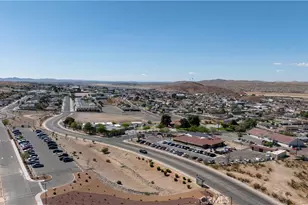 571 Lillian, Barstow, CA 92311 - Photo 24