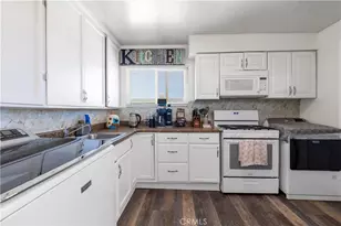 571 Lillian, Barstow, CA 92311 - Photo 8