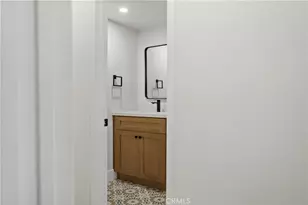 1381 S Walnut St, Anaheim, CA 92802 - Photo 26