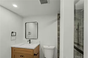 1381 S Walnut St, Anaheim, CA 92802 - Photo 28