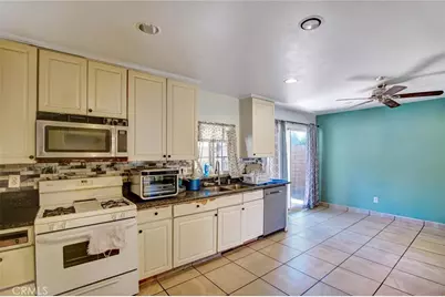 2929 S Cypress Point Drive, Ontario, CA 91761 - Photo 16