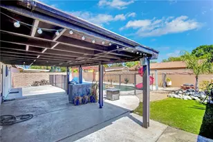 2929 S Cypress Point Dr, Ontario, CA 91761 - Photo 8